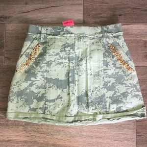 Camouflage Flowers By Zoe Skirt New
